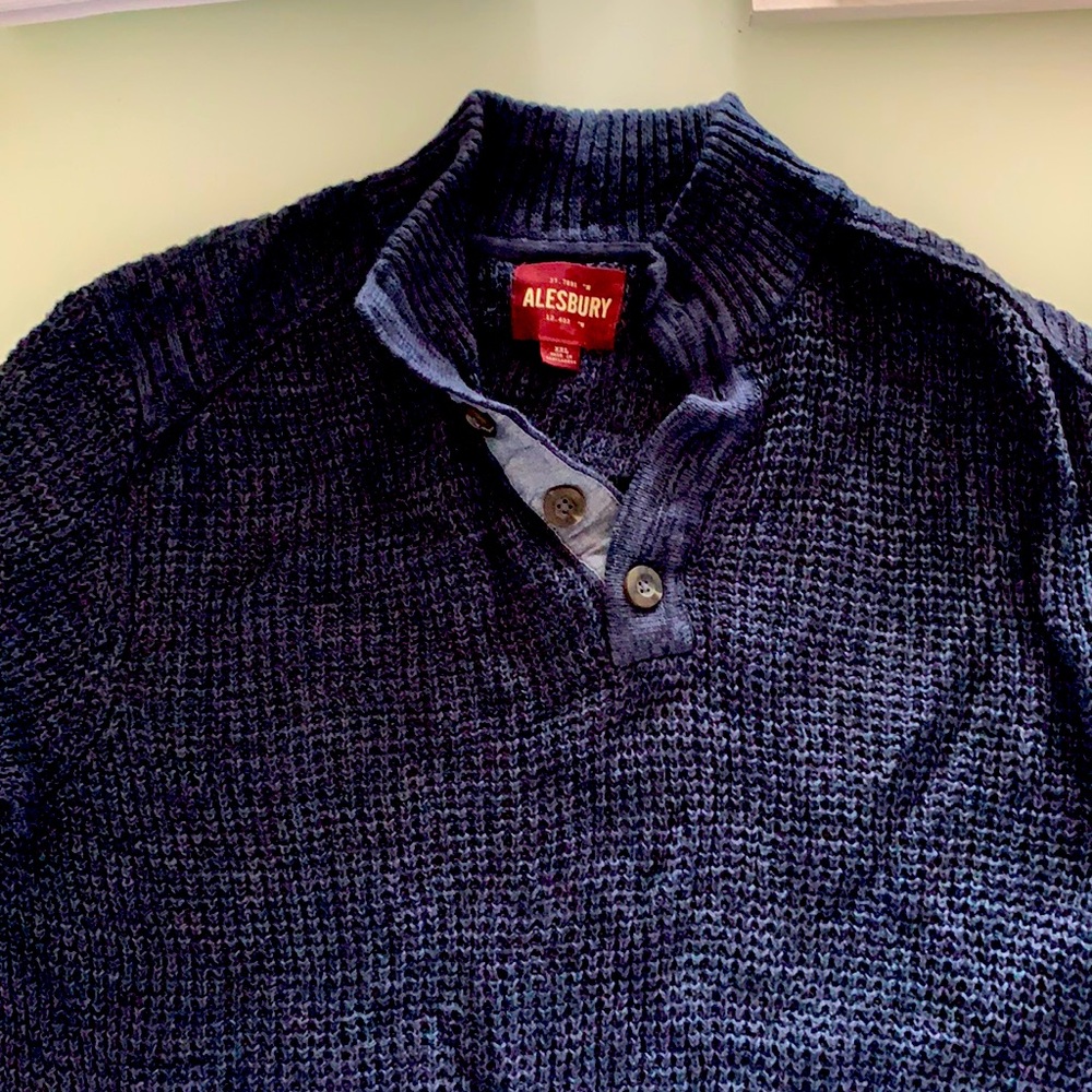 Alesbury Blue a summer Sweater